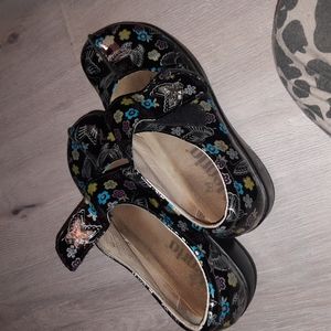 Size 35(5.5)  ALEGRIA duty shoes